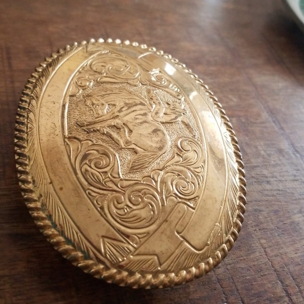 VINTAGE  GOLD crumrine belt buckle